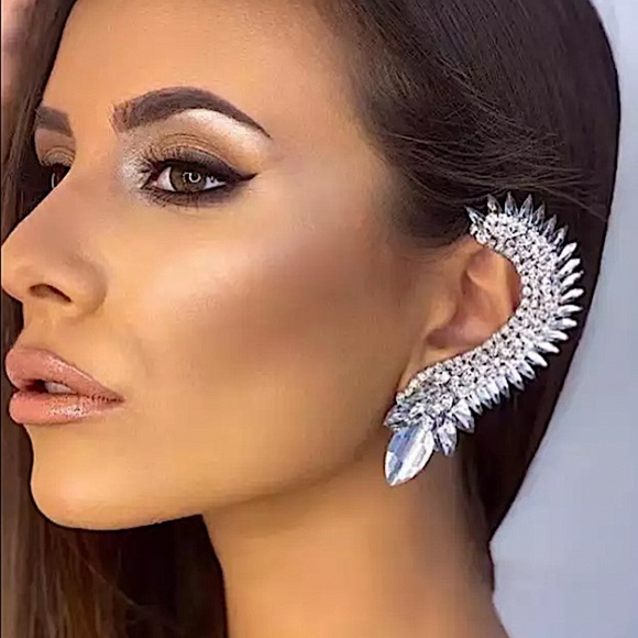 Crystal Rhinestone Ear Cuff Earring - Picture 2 of 7